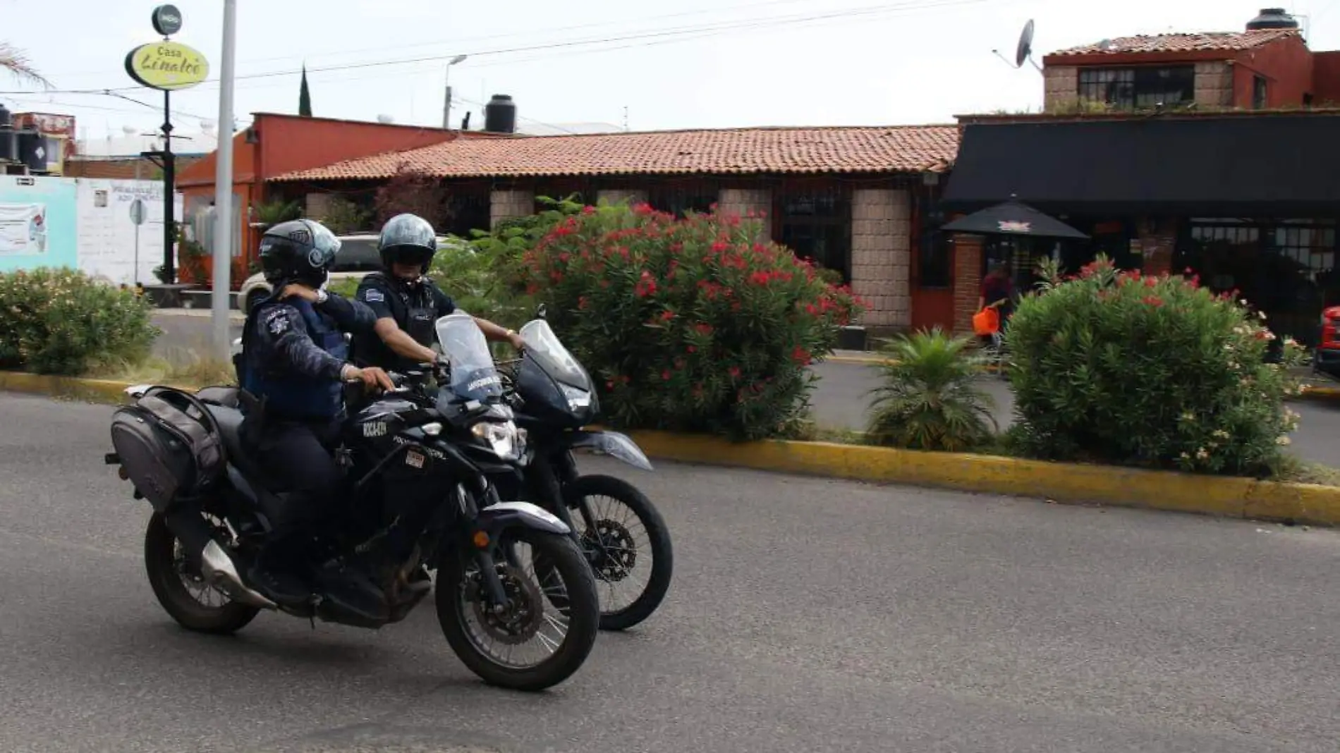 restaurante policías